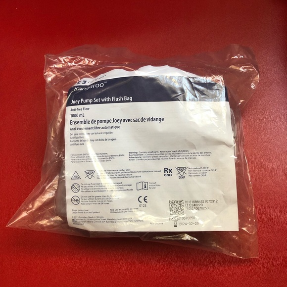 7 Kangaroo Joey Dual Bag Feed Set - 1000 mL Flush Set 763662 New Factory… - Picture 4 of 5